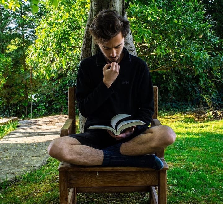 4 Uncommon Self-Help Books that Have Taught Me a F*ck Ton